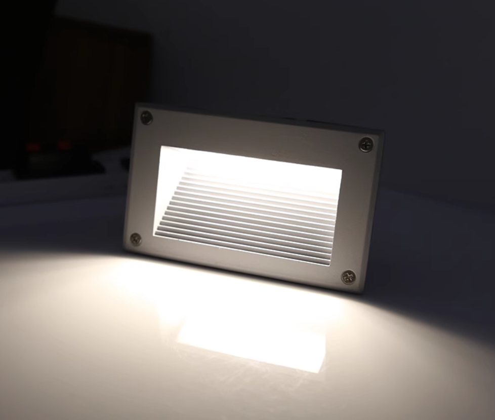ST701 Exterior Outdoor Corridor Stair Step Wall Light Recessed