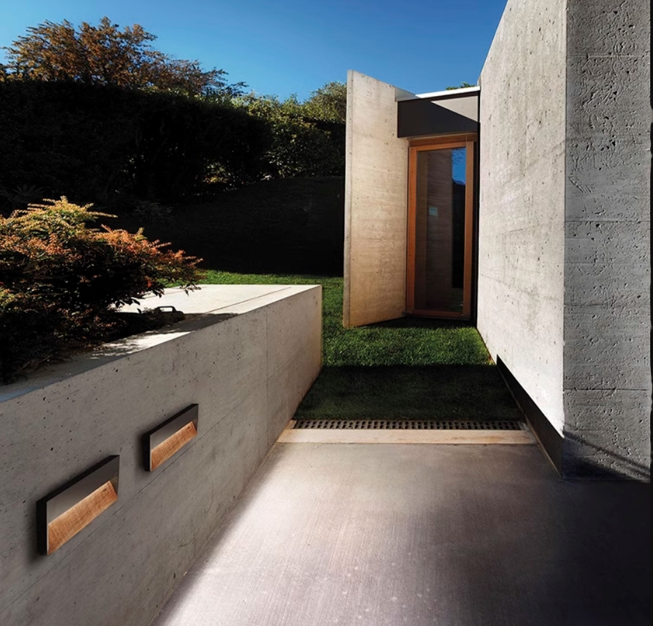 ST708 Exterior Outdoor Corridor Stair Step Wall Light Surface Mounted 5W