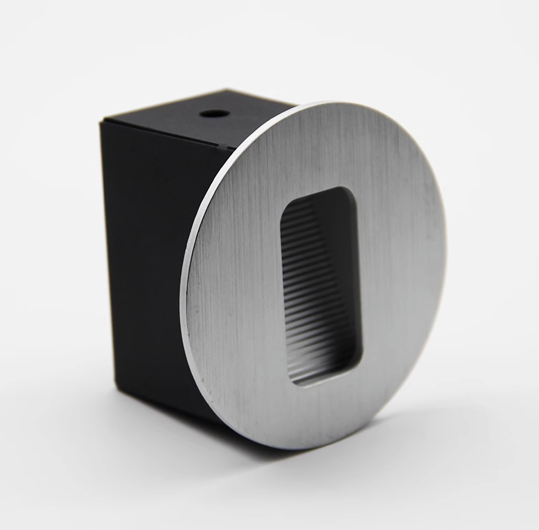 ST613 Round LED Stair Step Light Corner Narrow Beam